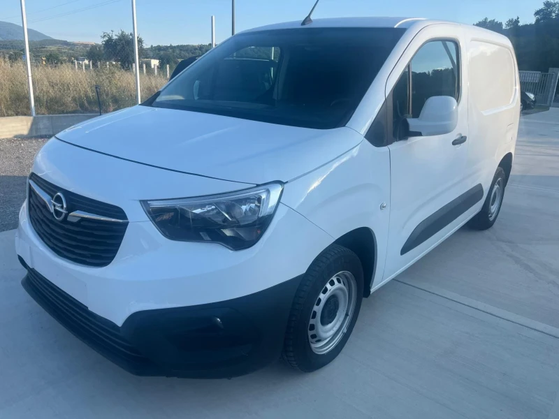 Opel Combo 1.5D , снимка 4 - Автомобили и джипове - 48506341