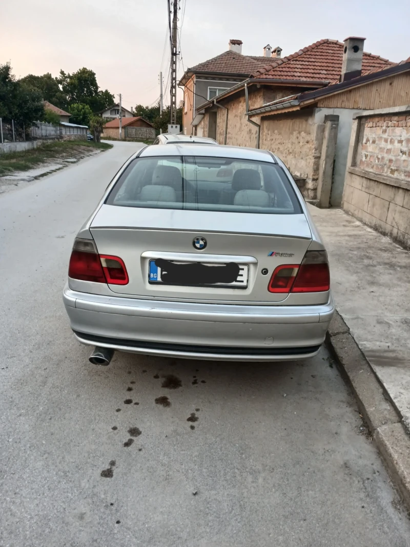 BMW 320, снимка 4 - Автомобили и джипове - 52484218