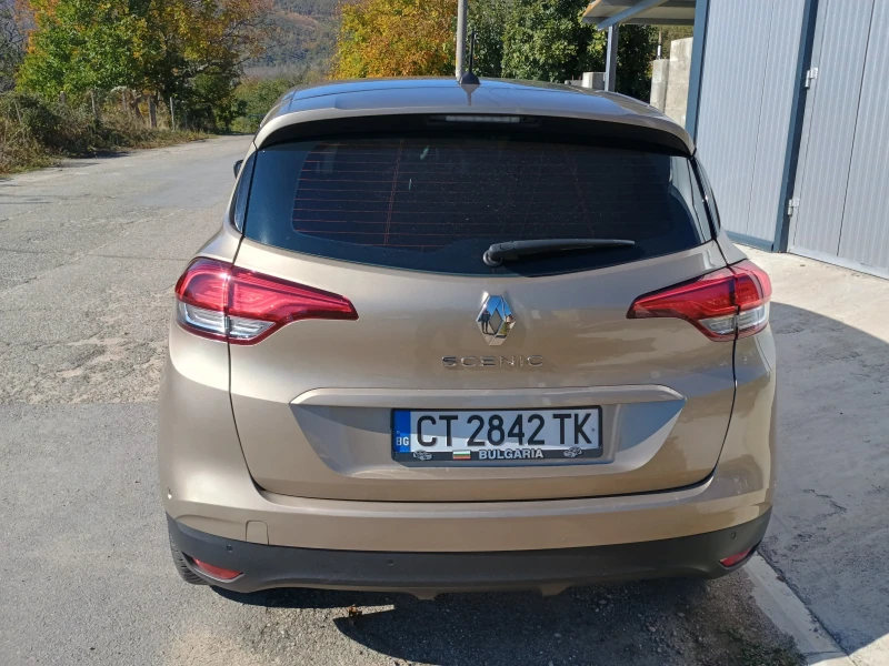 Renault Scenic, снимка 3 - Автомобили и джипове - 52205314