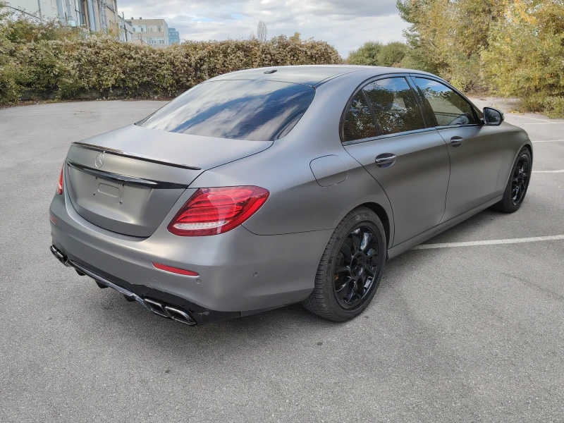 Mercedes-Benz E 300, снимка 4 - Автомобили и джипове - 52179711