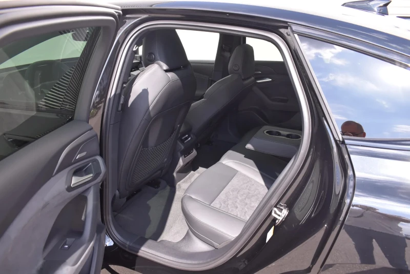 Audi A6 Sportback Quattro e-tron 100 kWh, снимка 12 - Автомобили и джипове - 52488826