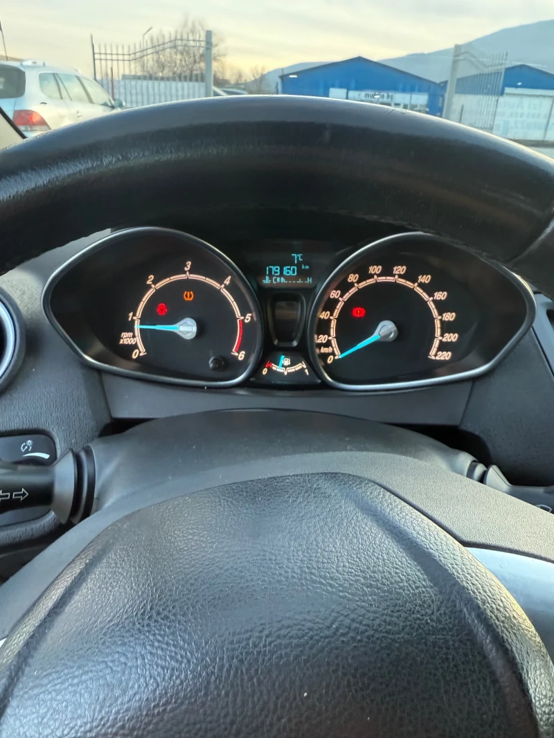 Ford Fiesta 1.5TDCI* 5B* ЛИЗИНГ, снимка 13 - Автомобили и джипове - 52858431
