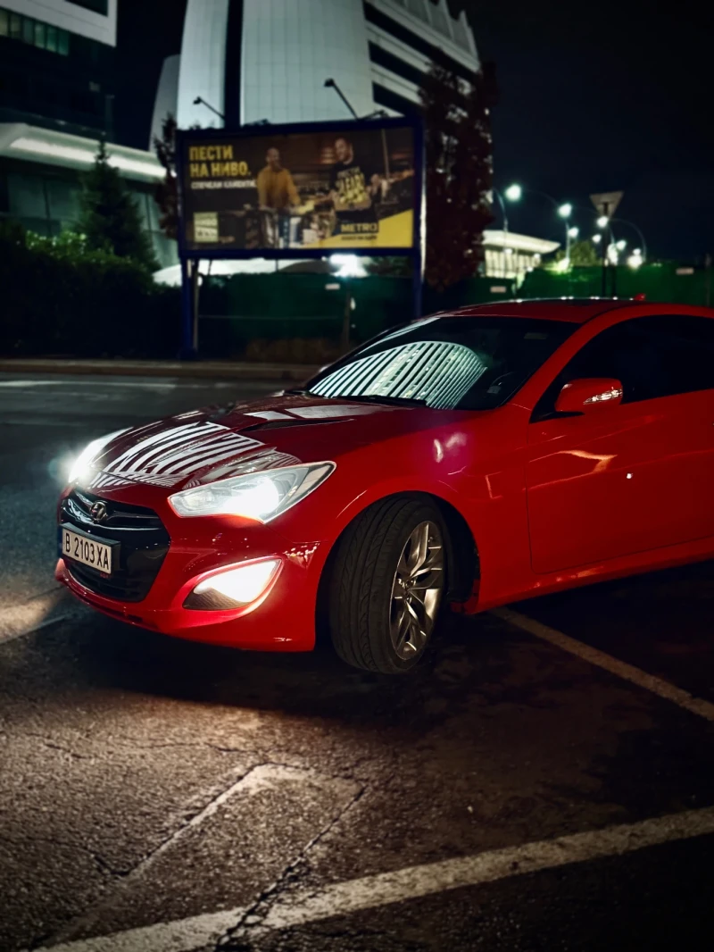 Hyundai Genesis 200турбо, снимка 11 - Автомобили и джипове - 52871829