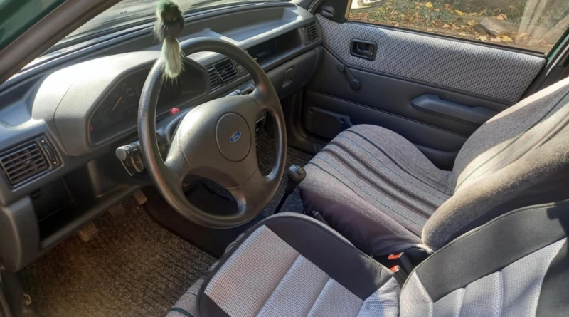 Ford Fiesta хечбек, снимка 4 - Автомобили и джипове - 53134915