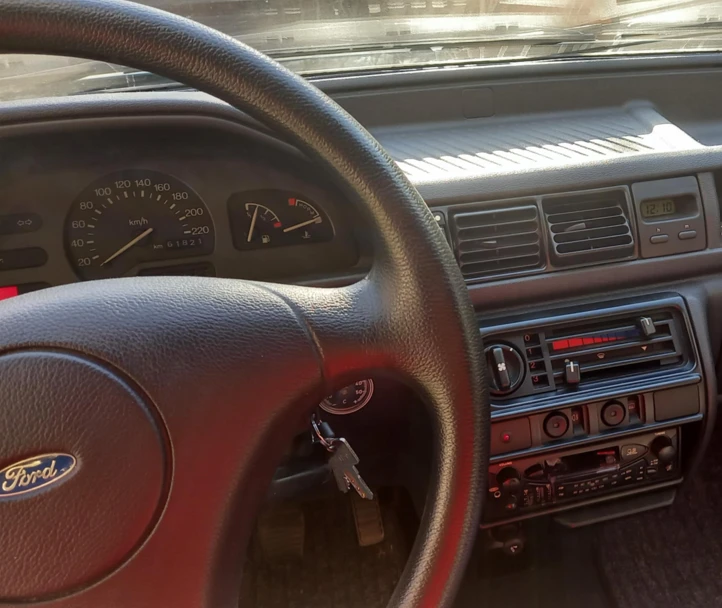 Ford Fiesta хечбек, снимка 6 - Автомобили и джипове - 53134915