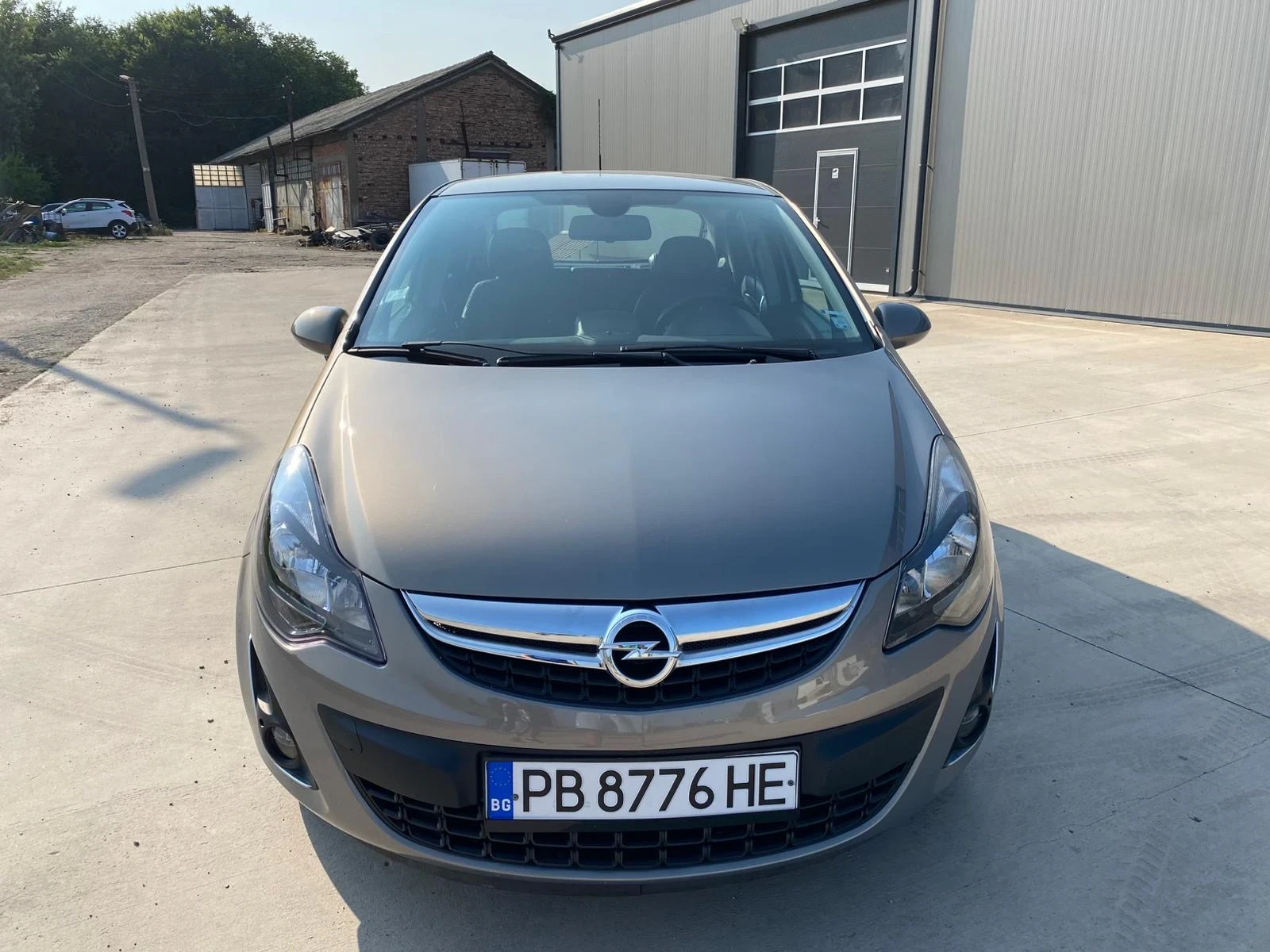 Opel Corsa 1.4i 101кс - изображение 2