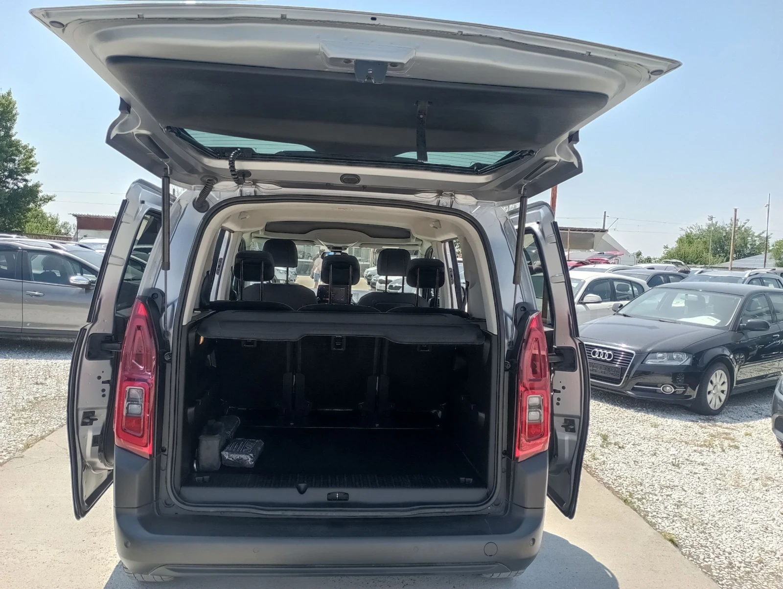 Citroen Berlingo 130кс, Shine, Италия  - изображение 9