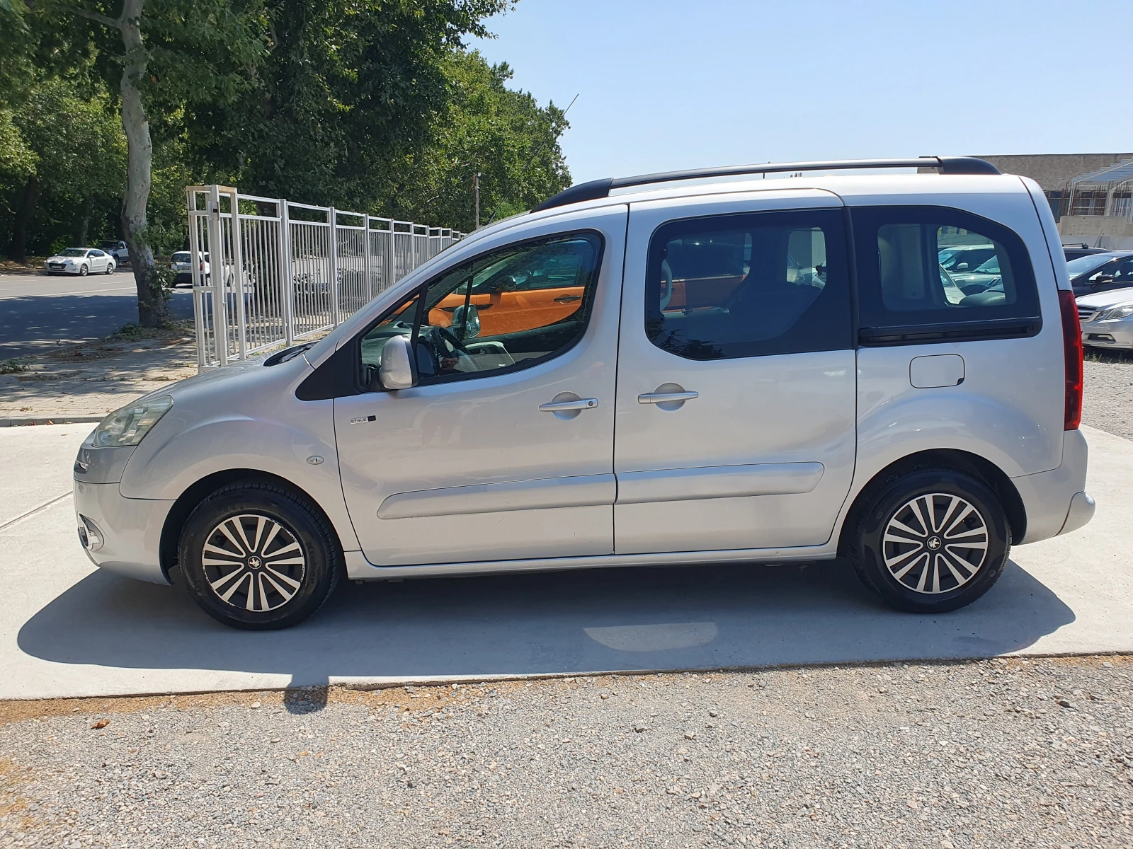Peugeot Partner 1.6/92KS. - изображение 4