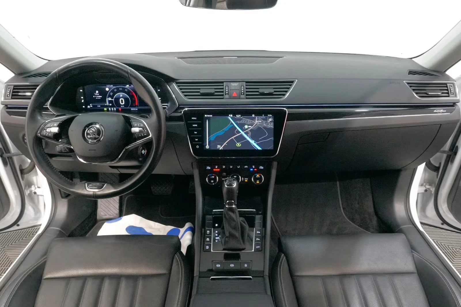 Skoda Superb 2.0/200HP/L&K/ACC/CAM/AMBI/AUTOPARK/685v - изображение 8