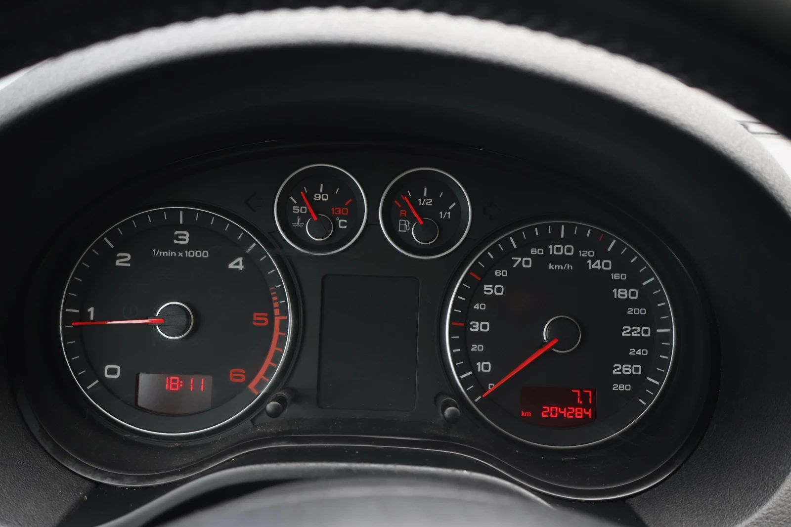 Audi A3 1.6TDI FACELIFT 105hp | Mobile.bg — изображение 13