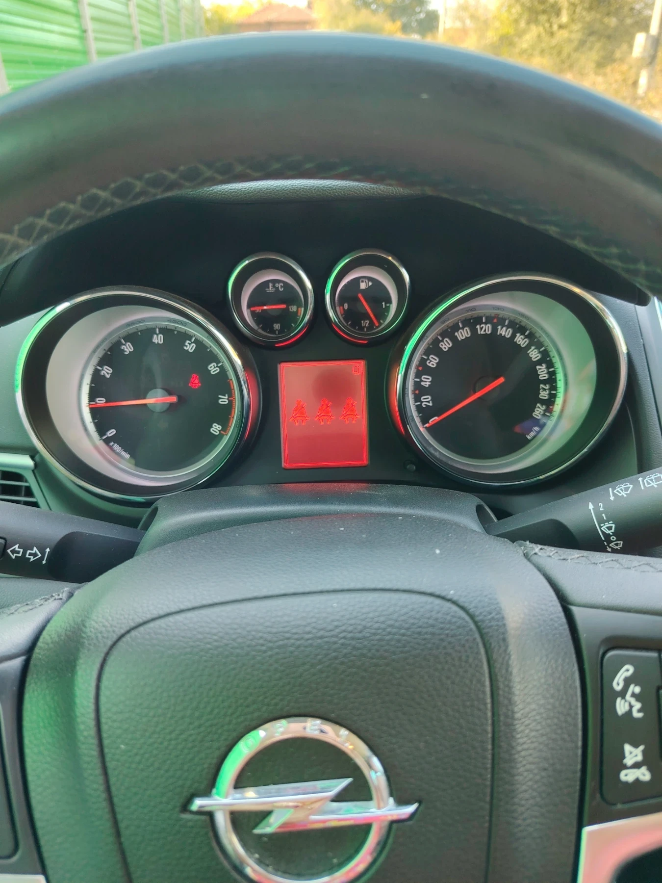 Opel Zafira Зафира Турер - изображение 6