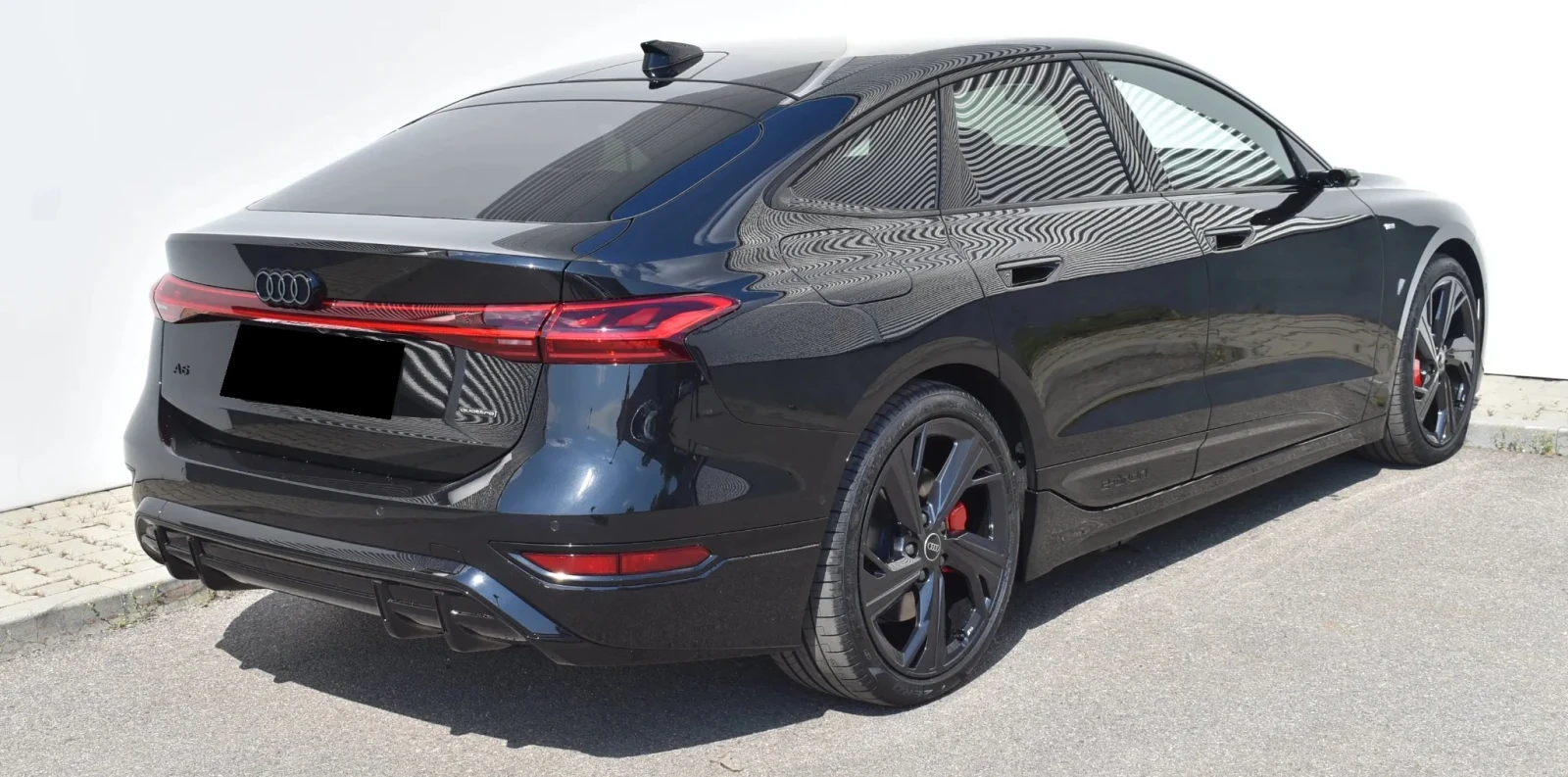 Audi A6 Sportback Quattro e-tron 100 kWh - изображение 4