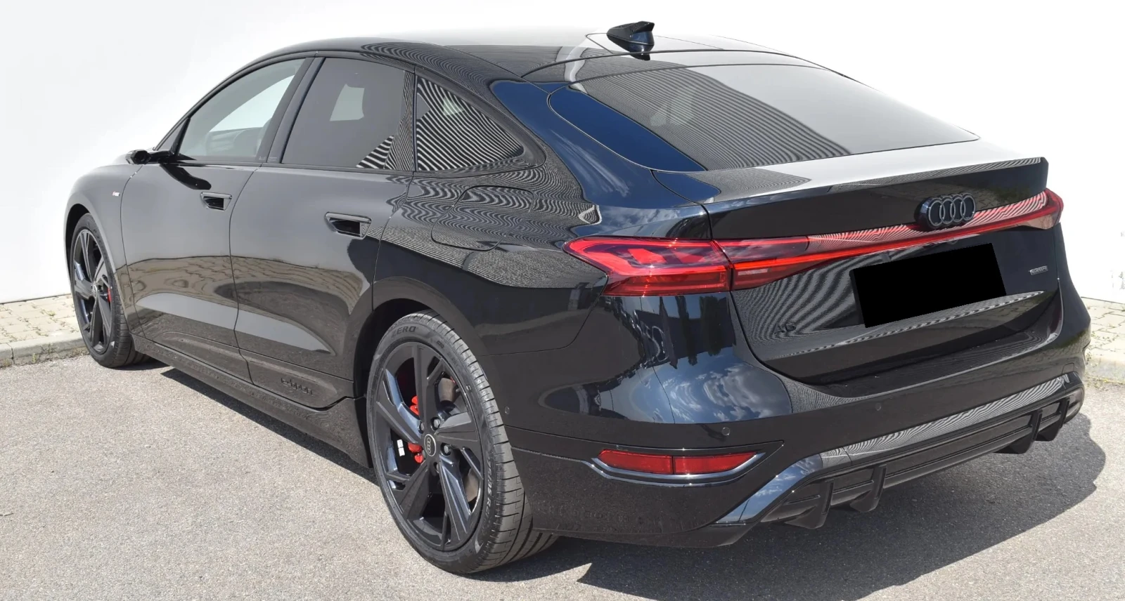 Audi A6 Sportback Quattro e-tron 100 kWh - изображение 6