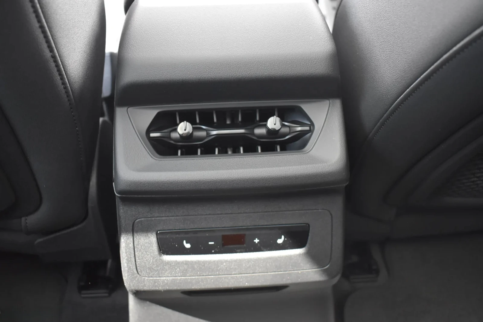 Audi A6 Sportback Quattro e-tron 100 kWh | Mobile.bg   13