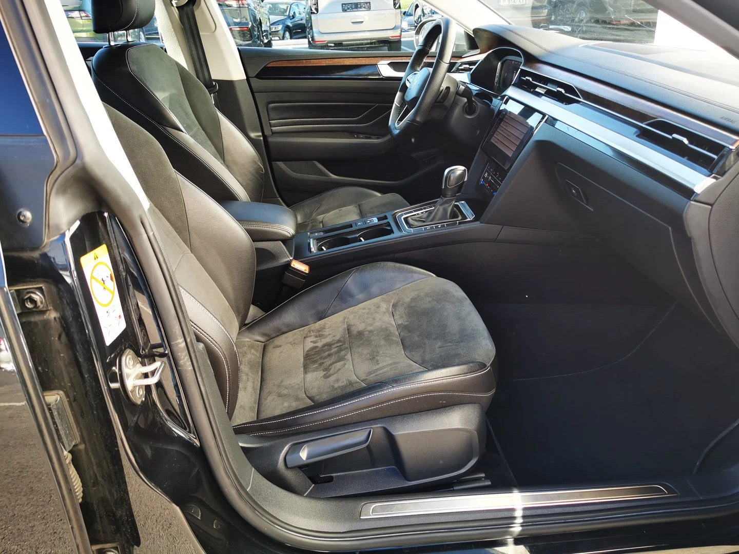 VW Arteon Elegance 2.0 TDI SCR DSG - изображение 5