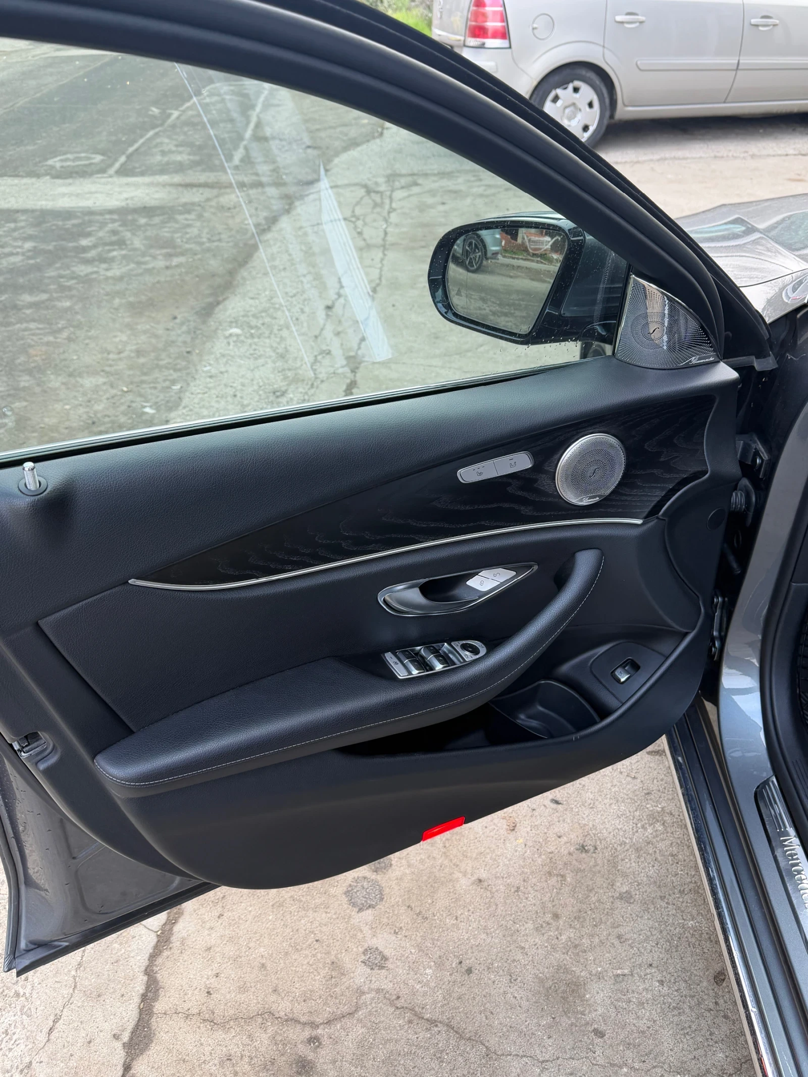 Mercedes-Benz E 200 4Matic - изображение 10