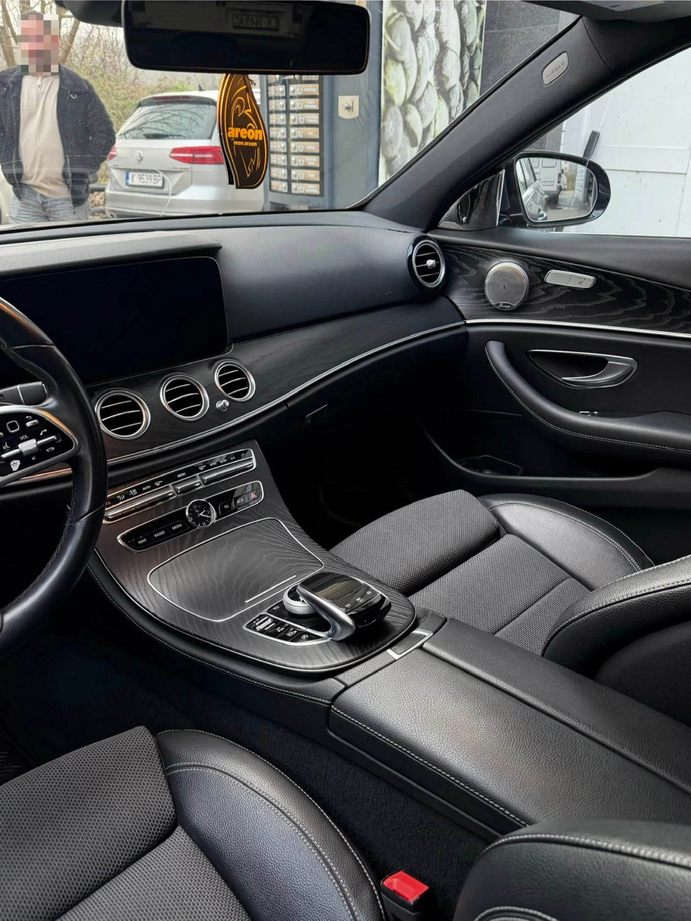 Mercedes-Benz E 200 4Matic - изображение 9