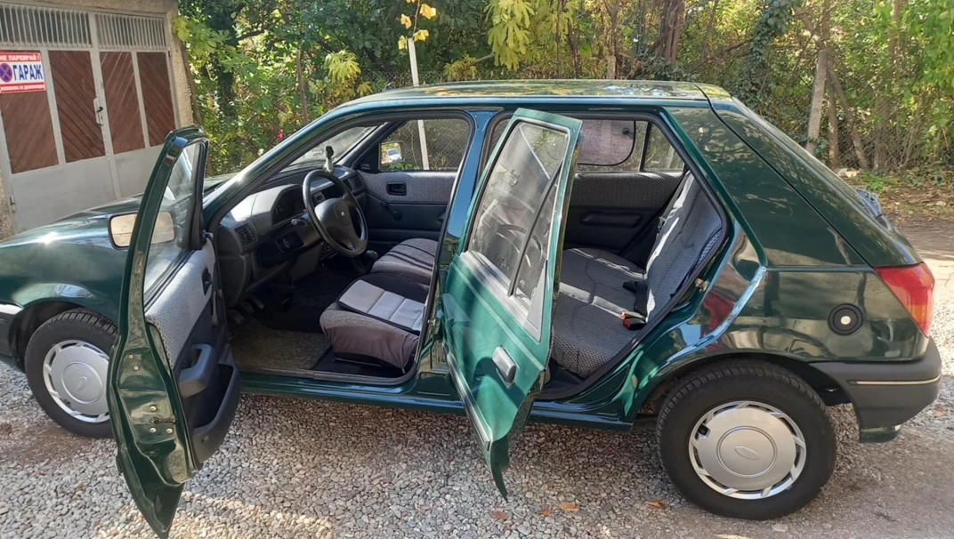 Ford Fiesta хечбек - изображение 2