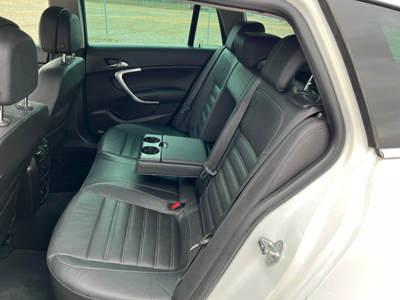 Opel Insignia 2.0 DTR ST | Mobile.bg � ����������� 11