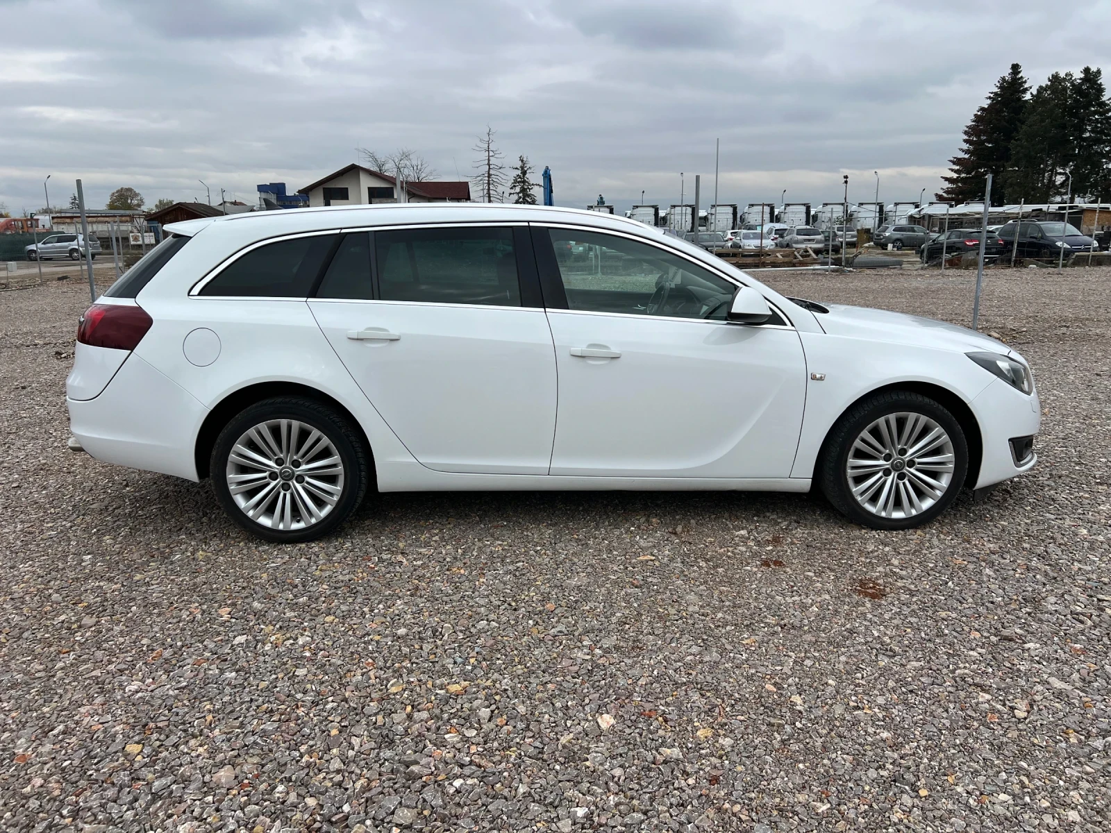 Opel Insignia 2.0 DTR ST - изображение 4