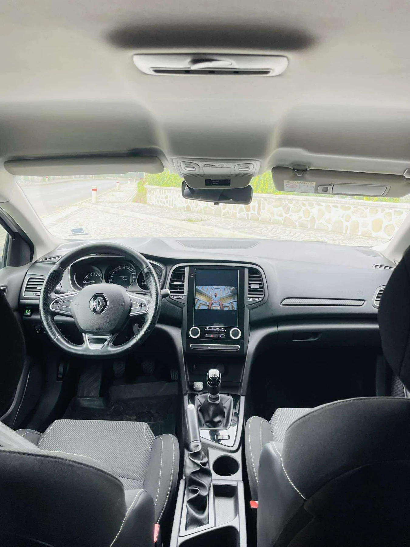 Renault Megane 1.6 - изображение 8