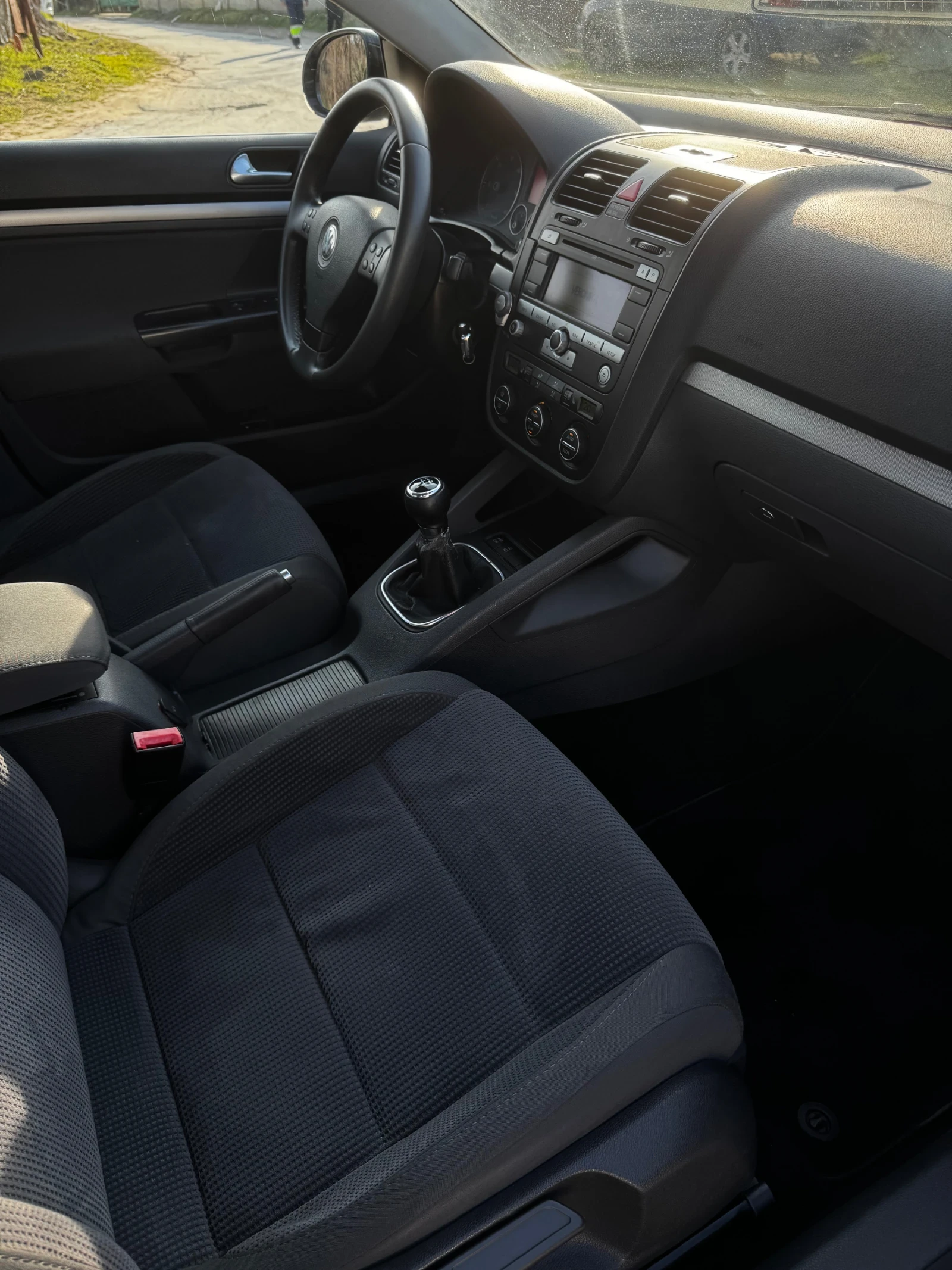 VW Jetta 1.9TDI, снимка 9 - Автомобили и джипове - 53748032