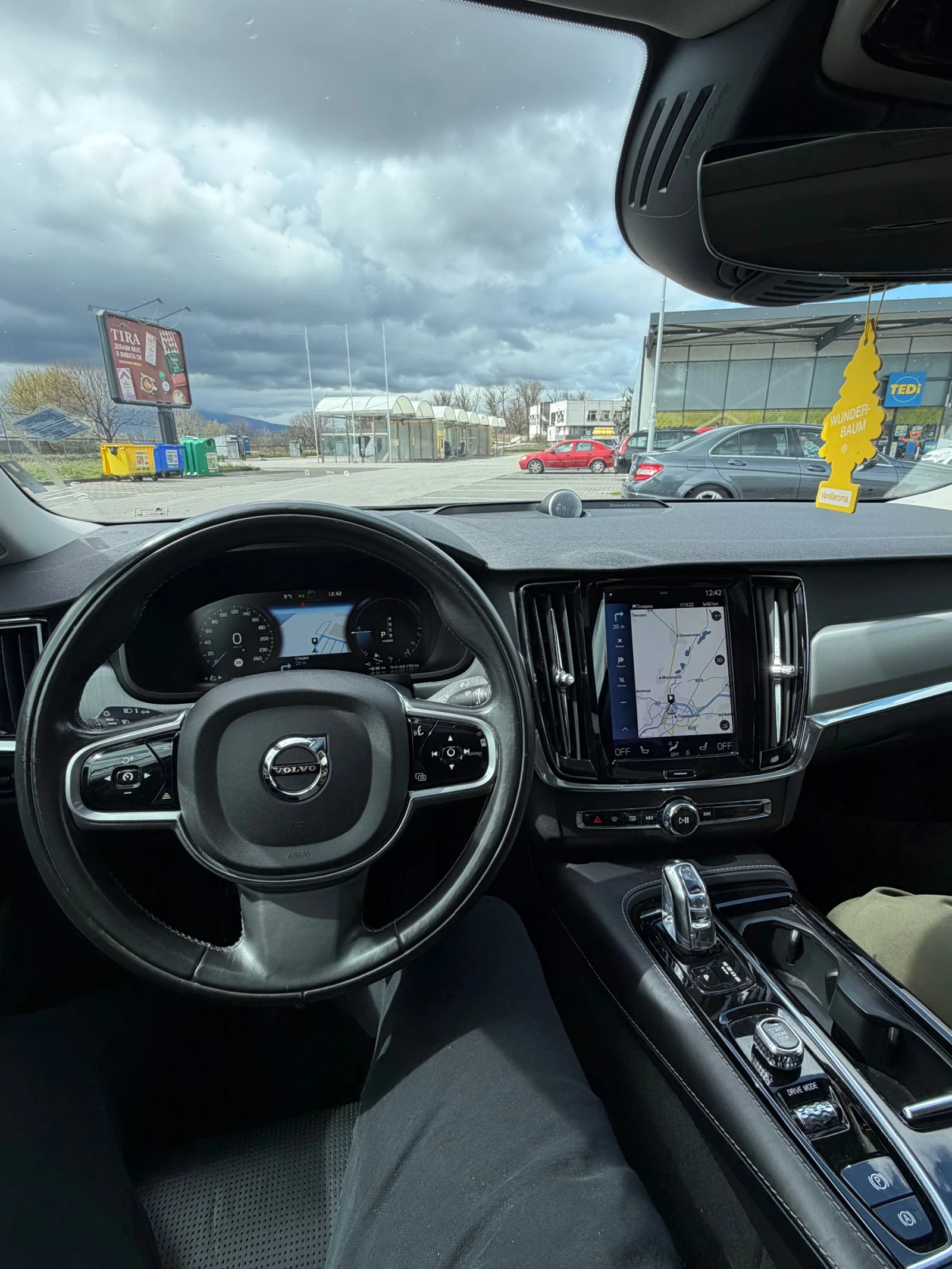 Volvo S90 Volvo S90 T8 Бензин-Hybrid, снимка 5 - Автомобили и джипове - 54006402