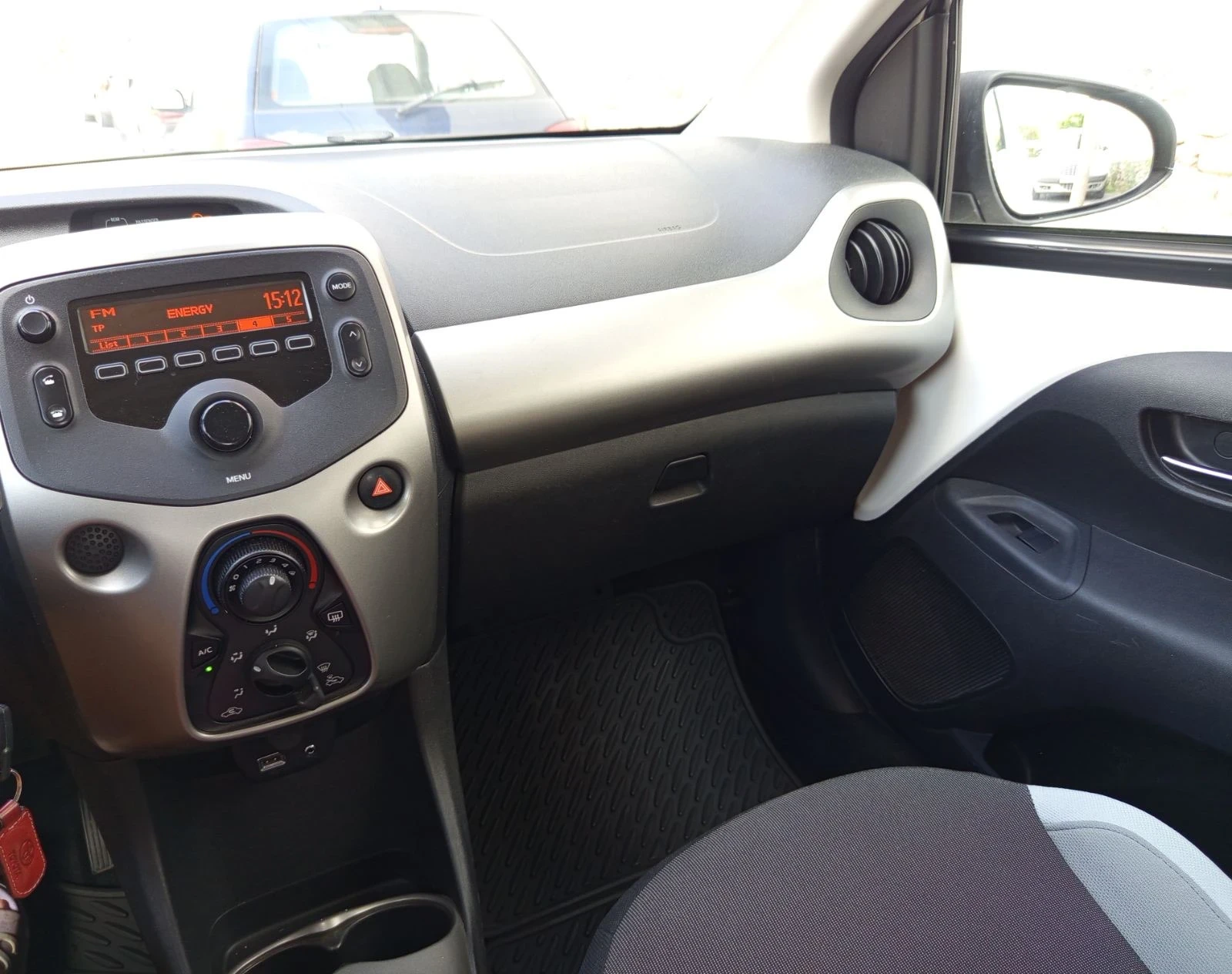 Toyota Aygo 1.0 EURO 6B | Mobile.bg � ����������� 12