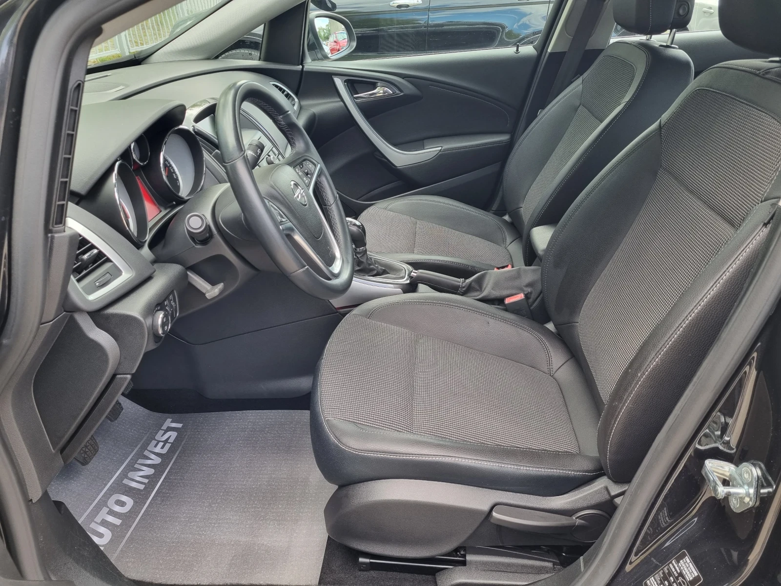Opel Astra, снимка 9 - Автомобили и джипове - 54383179