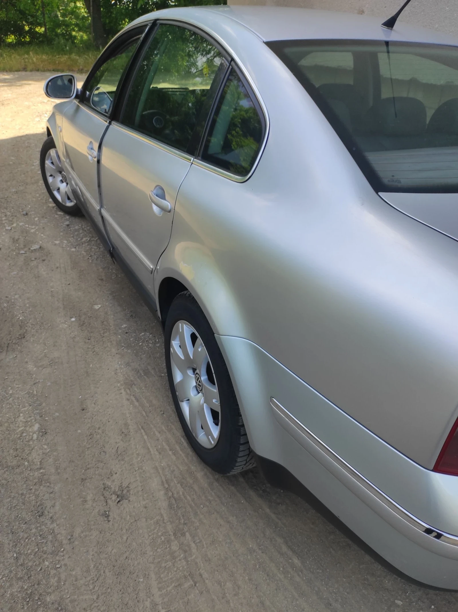 VW Passat, снимка 5 - Автомобили и джипове - 54700289