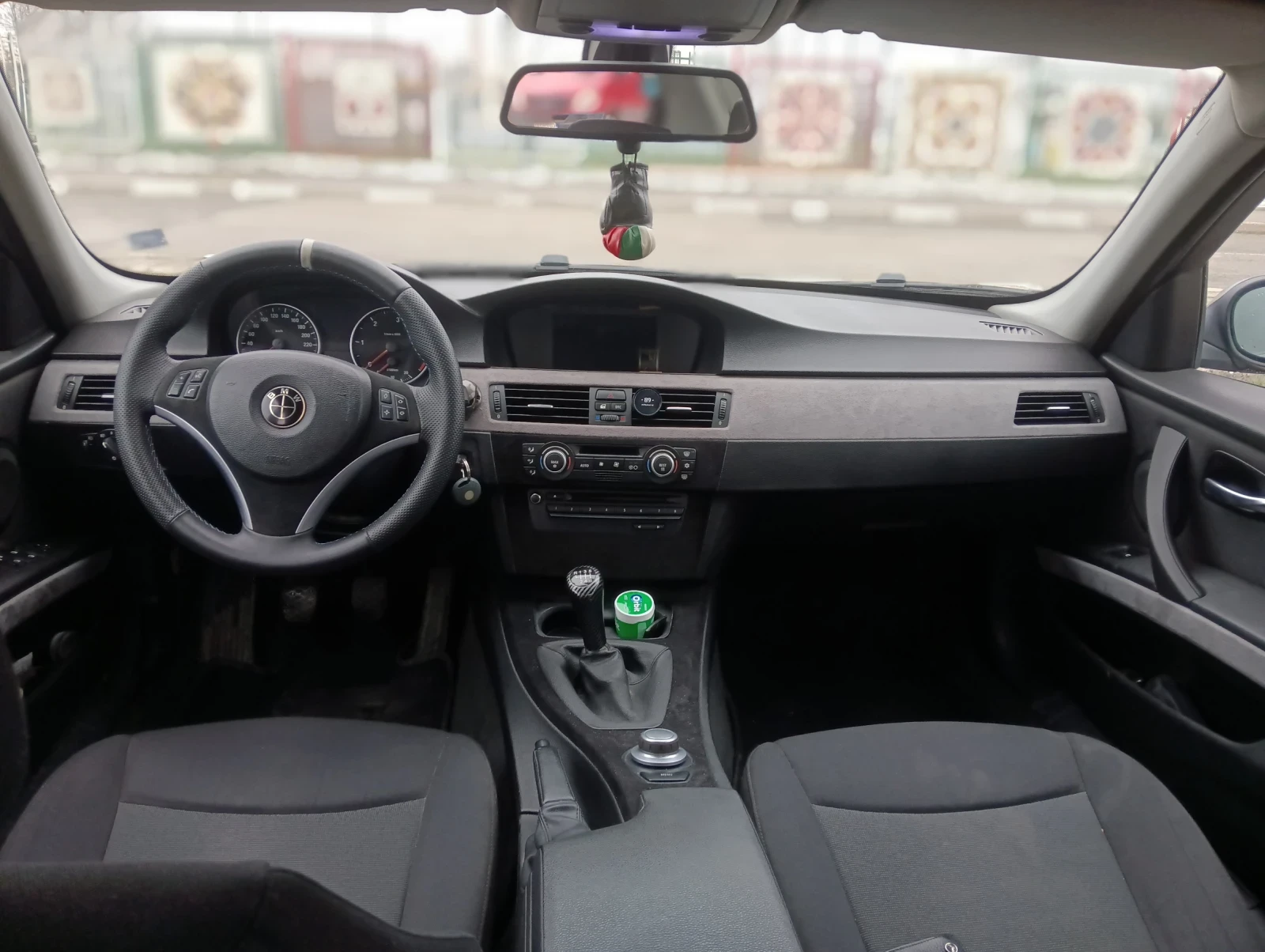 BMW 320, снимка 14 - Автомобили и джипове - 54778394