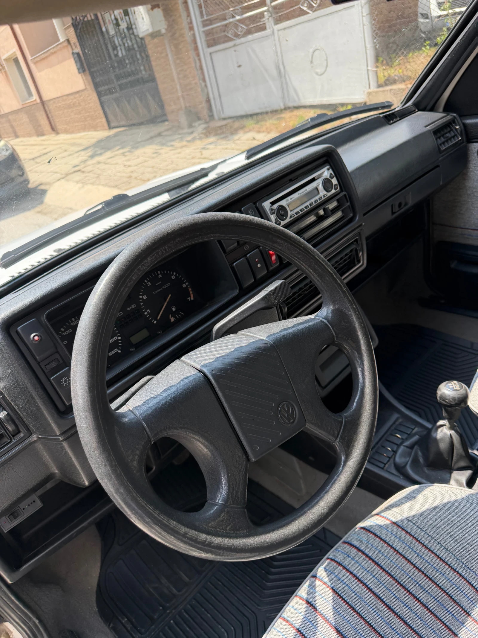 VW Golf 1.8 карбуратор , снимка 10 - Автомобили и джипове - 54900297