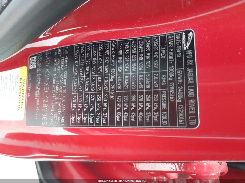Jaguar E-pace * AWD* ПАНО* KEYLESS* Camera* ПОДГРЕВ* , снимка 8 - Автомобили и джипове - 55433969