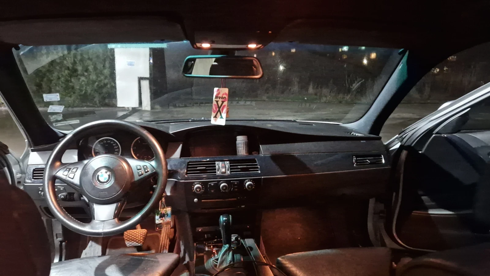 BMW 530, снимка 6 - Автомобили и джипове - 55450102