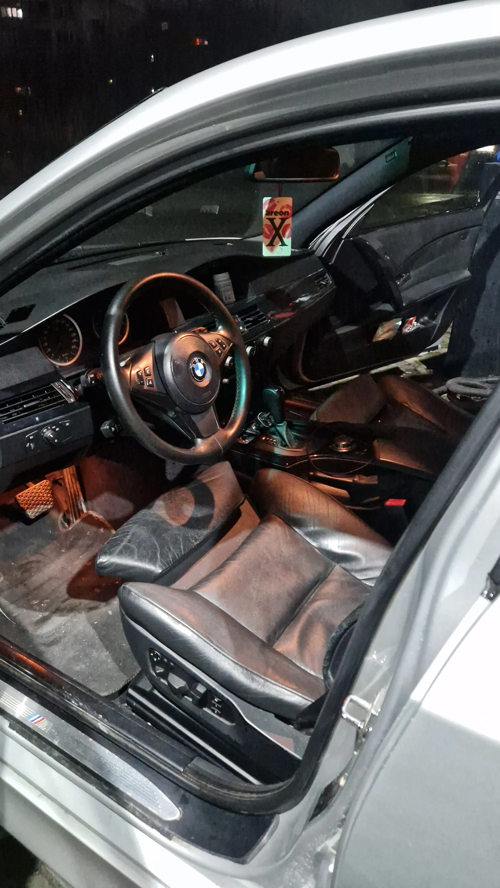 BMW 530, снимка 5 - Автомобили и джипове - 55450102