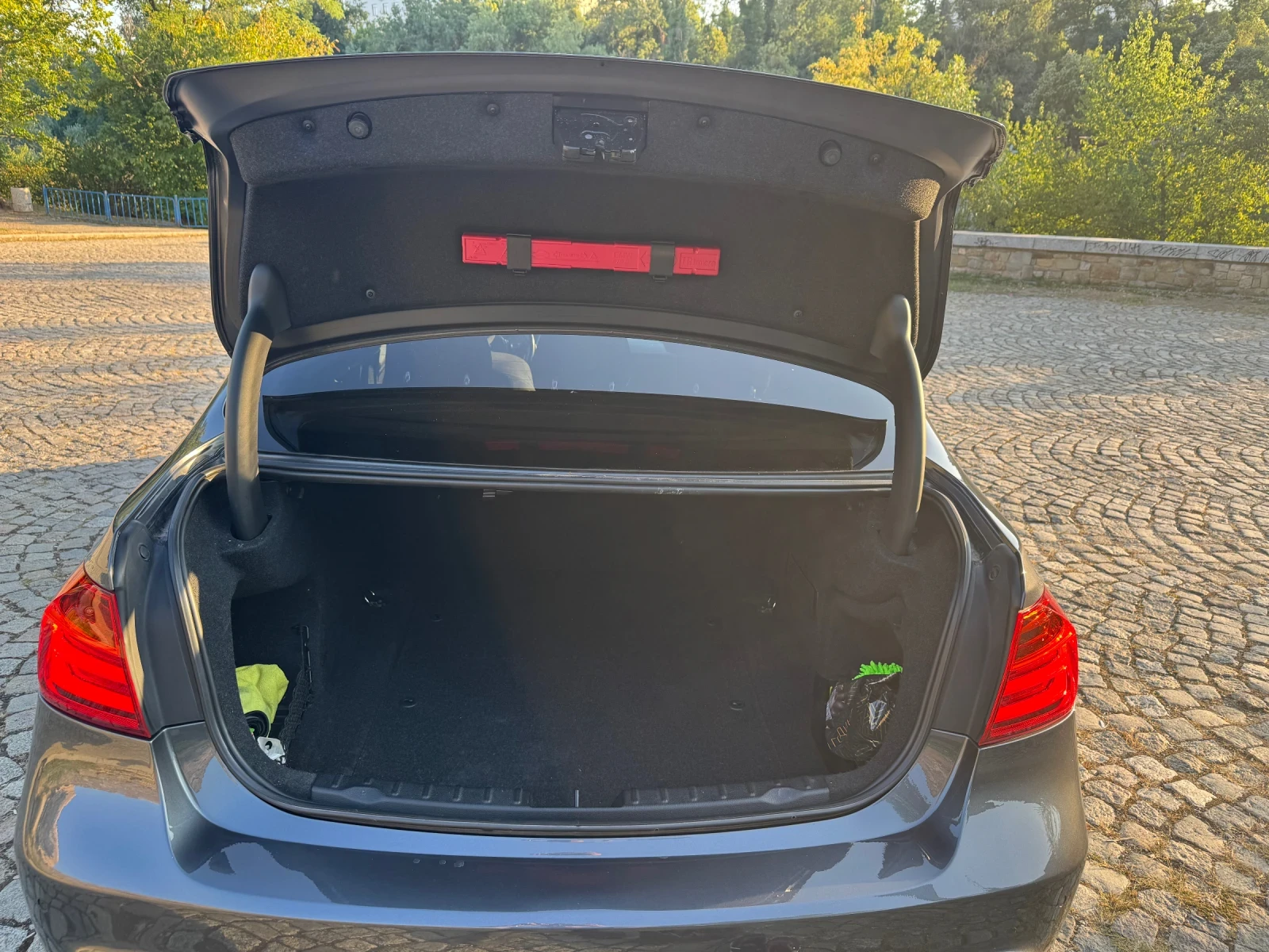 BMW 320  X-Drive, снимка 11 - Автомобили и джипове - 55559513