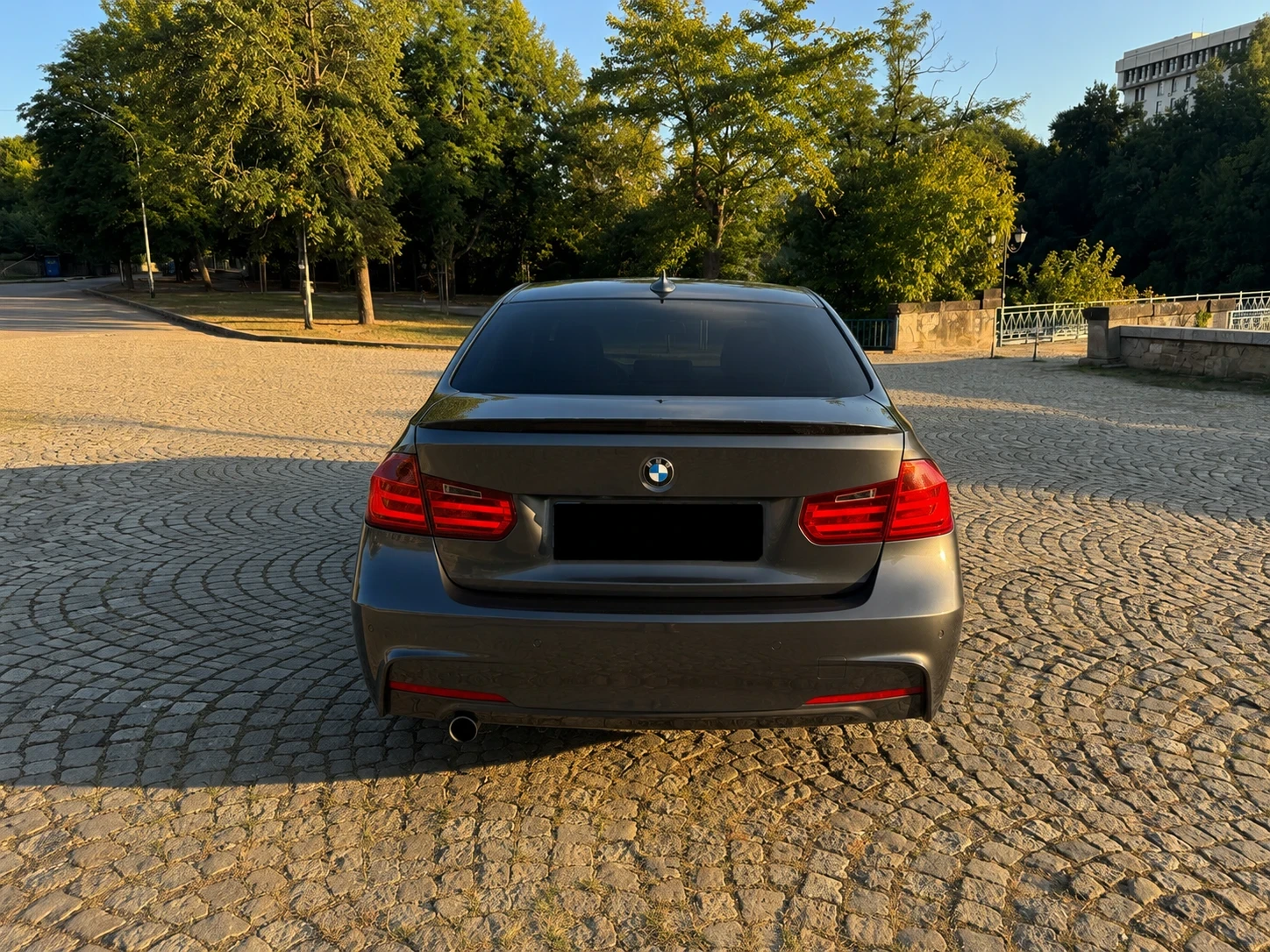 BMW 320  X-Drive, снимка 4 - Автомобили и джипове - 55559513