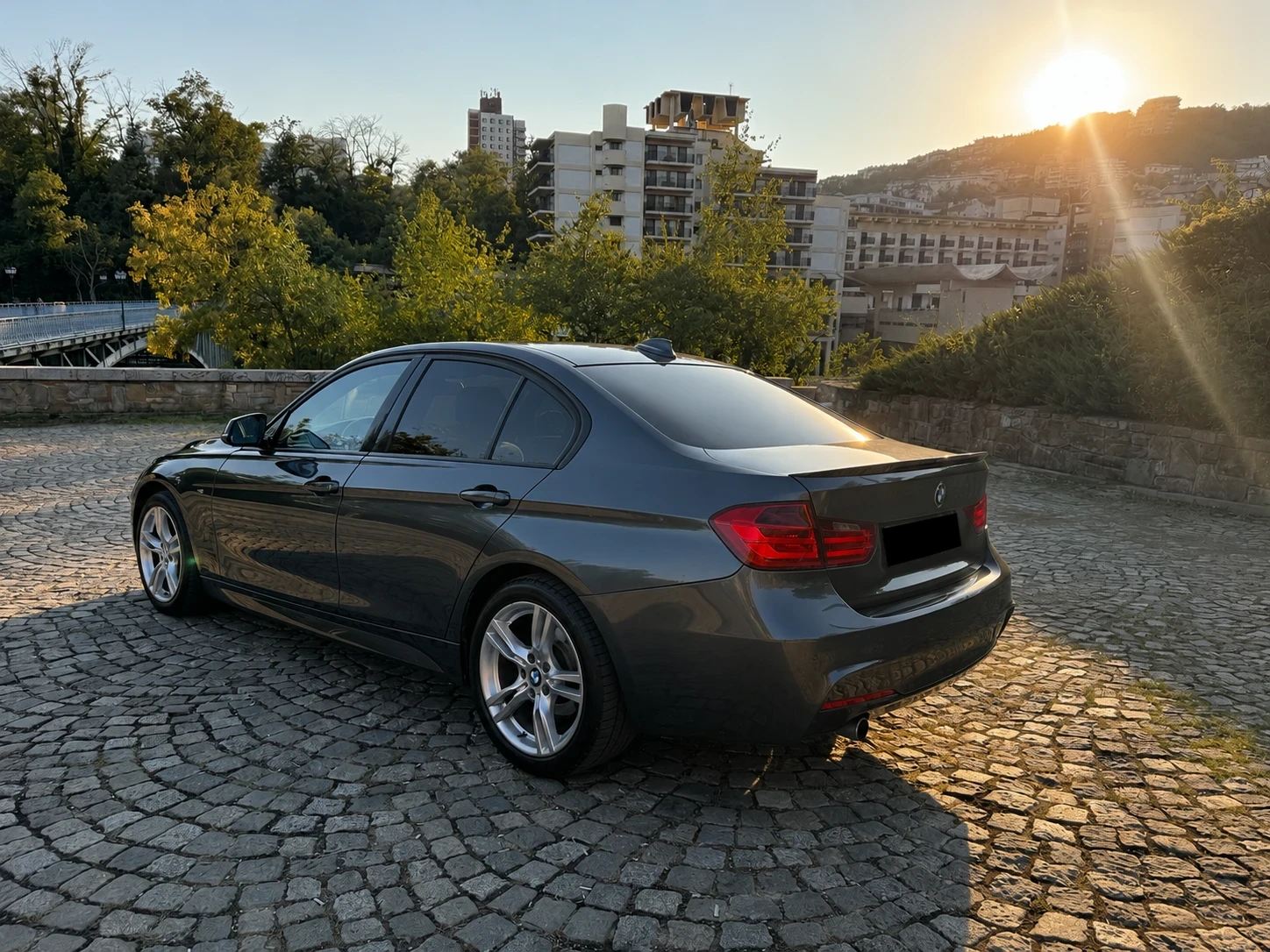 BMW 320  X-Drive, снимка 3 - Автомобили и джипове - 55559513