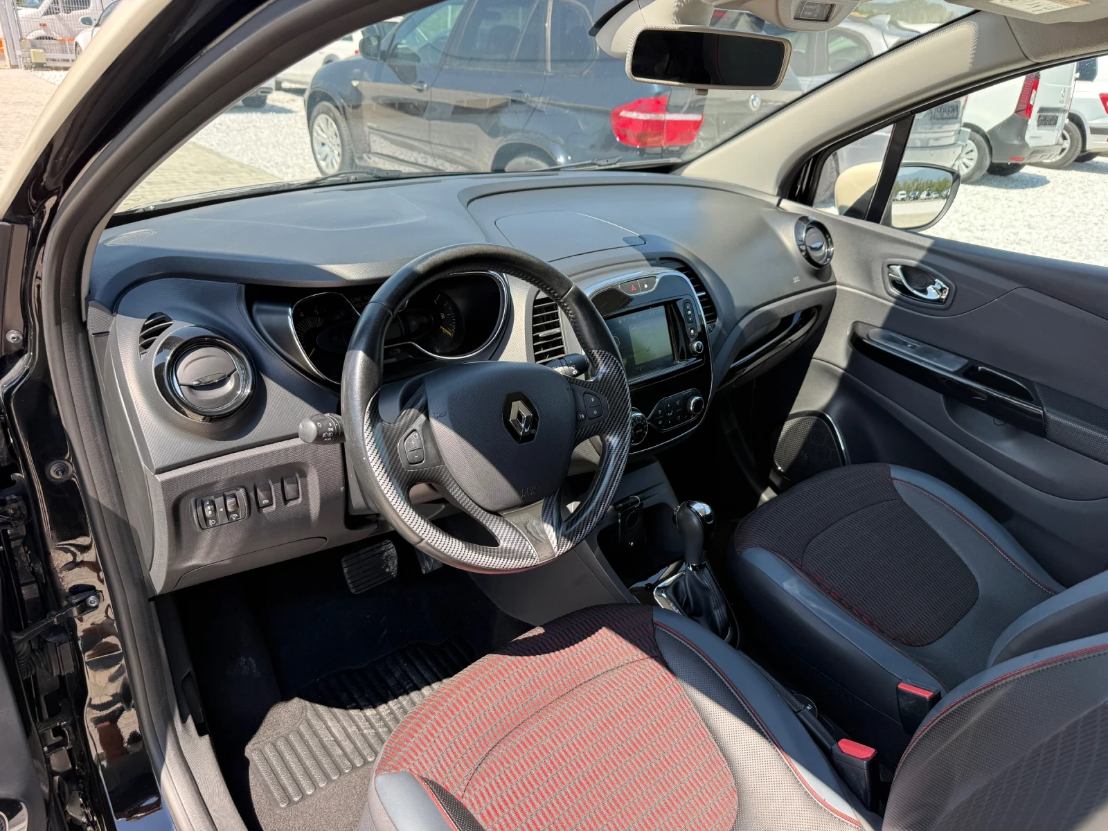 Renault Captur 1.5DCI NAVI CAMERA, снимка 10 - Автомобили и джипове - 55774169