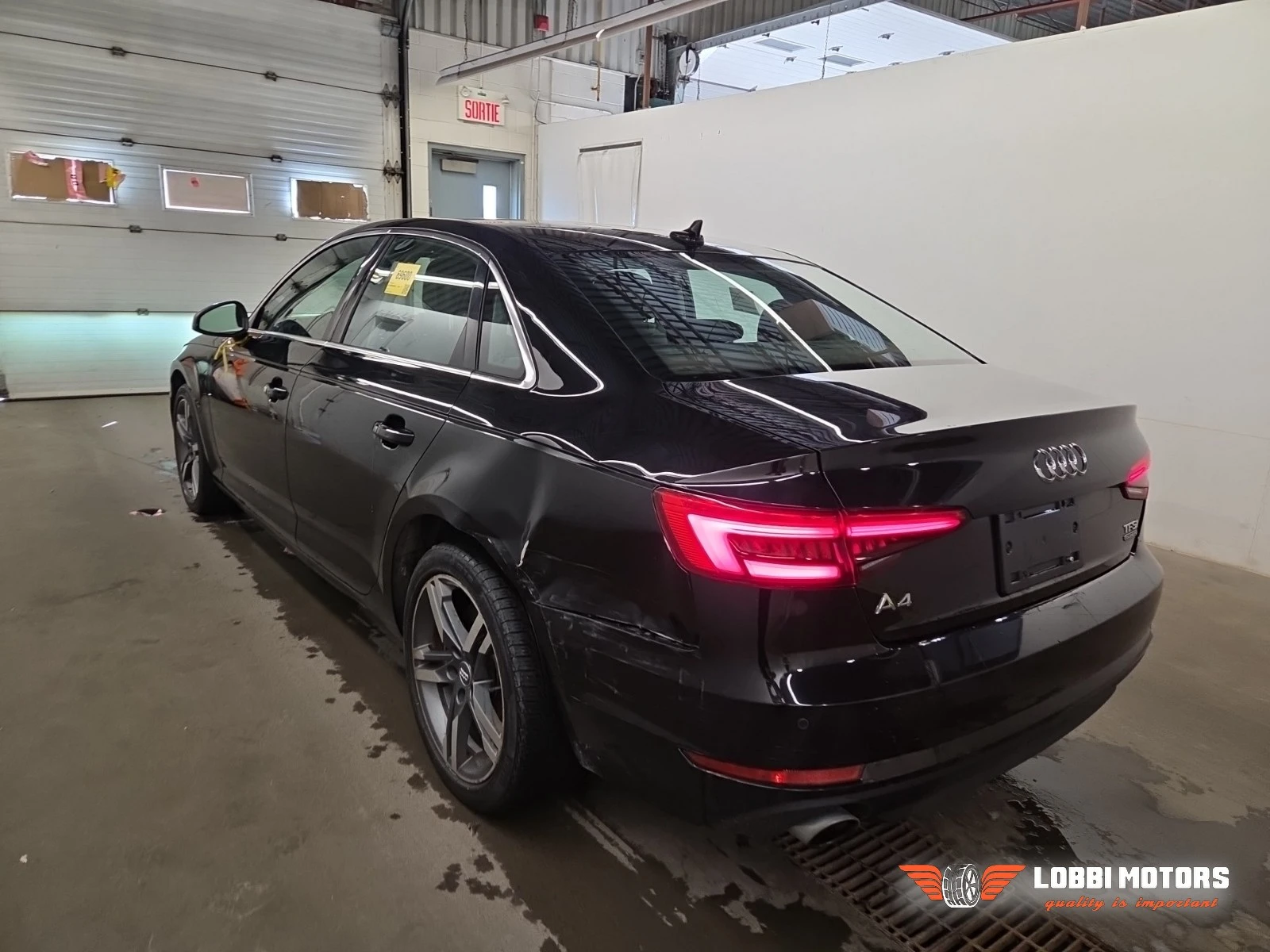 Audi A4, снимка 4 - Автомобили и джипове - 55928874