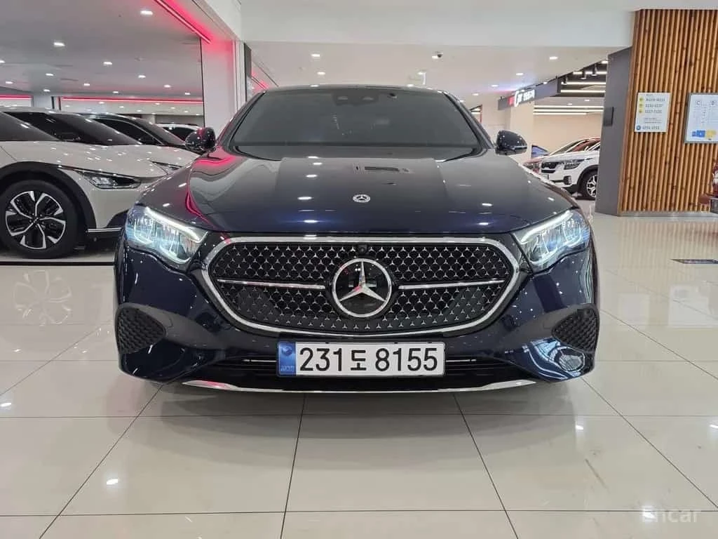 Mercedes-Benz E 200 E200 Avantgarde, снимка 3 - Автомобили и джипове - 56210356