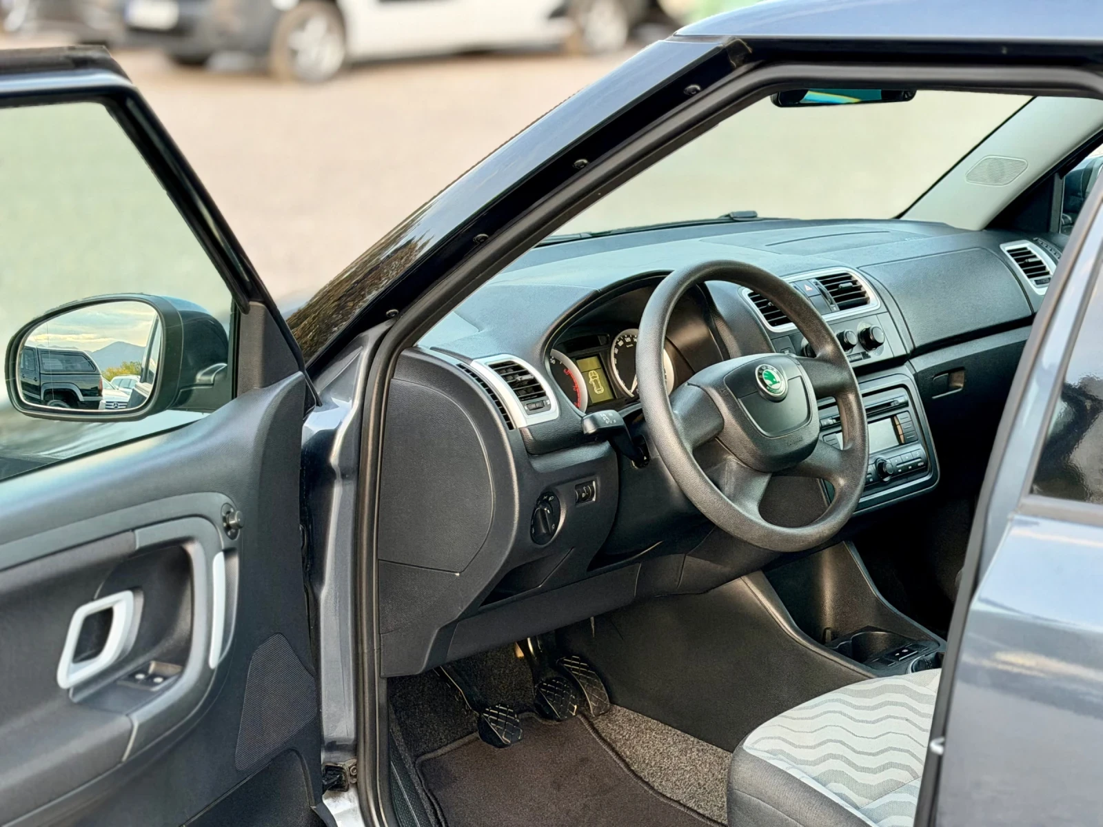 Skoda Fabia 1.2i * ��� ����* * 107���.* * ��������*  | Mobile.bg � ����������� 9