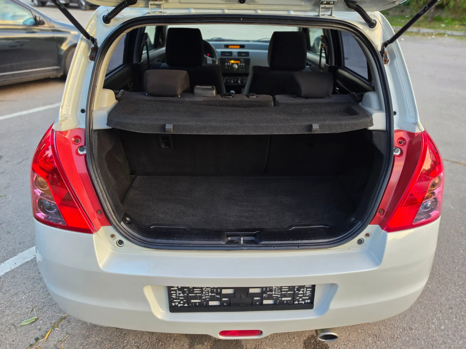 Suzuki Swift 1.3i 92hp * �������� * EURO 4 * ������ *  | Mobile.bg � ����������� 16