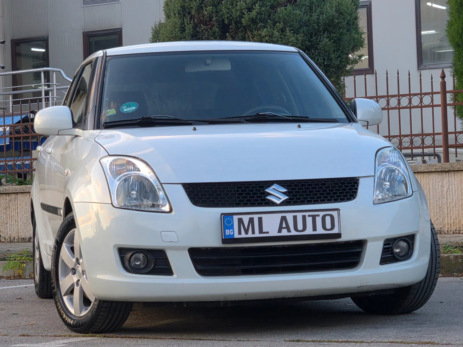 Suzuki Swift 1.3i 92hp * �������� * EURO 4 * ������ *  | Mobile.bg � ����������� 3