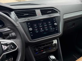 VW Tiguan Comfortline R Line Black Edition | CARFAX , снимка 9