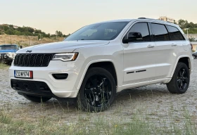     Jeep Grand cherokee Black&White Edition