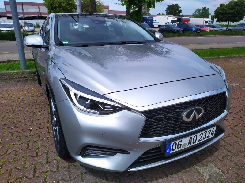 Infiniti Q30 2.2 Diesel Executive AT 71000км, снимка 4 - Автомобили и джипове - 46933720