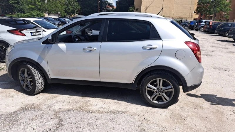 SsangYong Korando 2.0е-XDi, снимка 4 - Автомобили и джипове - 47183563