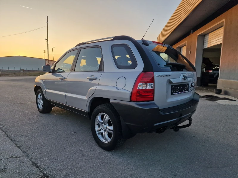 Kia Sportage 2.0CRDI 4X4, снимка 4 - Автомобили и джипове - 48731952