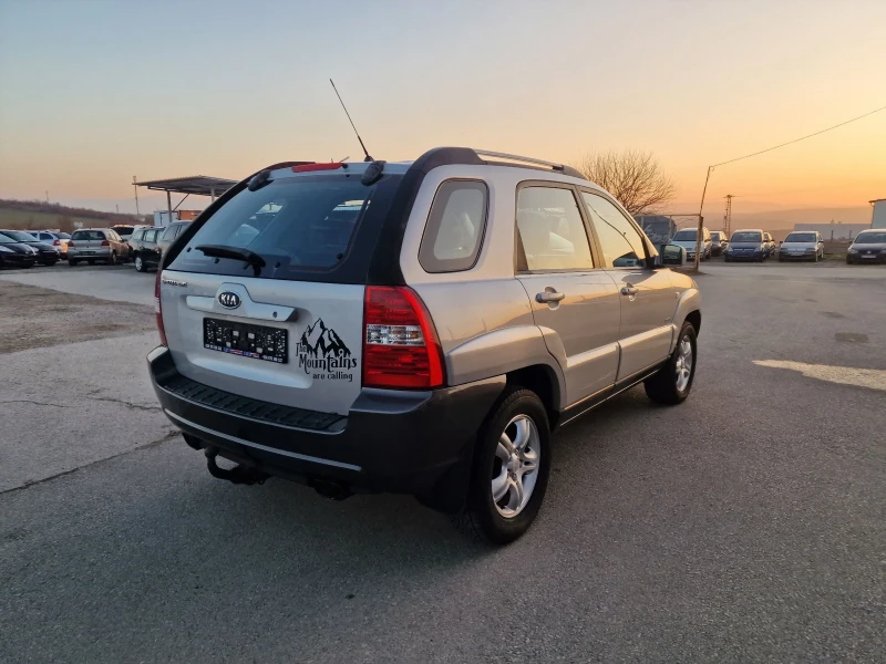 Kia Sportage 2.0CRDI 4X4, снимка 6 - Автомобили и джипове - 48731952